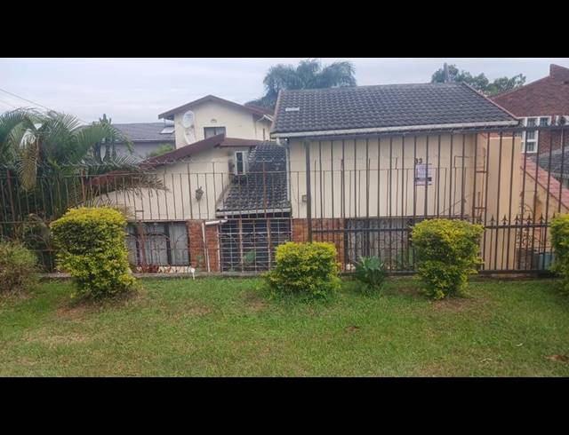 4 BEDROOM HOUSE FOR SALE IN SHALLCROSS